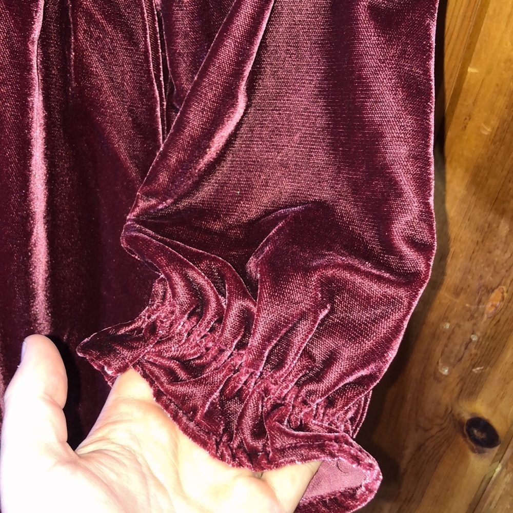 Free people Movement Women's Daphne Velvet Sleeve Mini Dress roan rouge … - Picture 9 of 16
